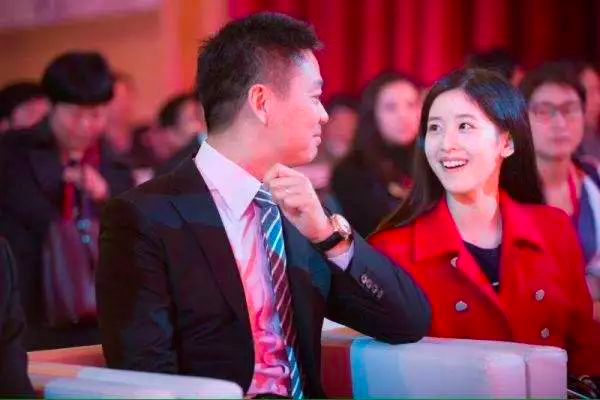 黄铮身价超刘强东?两人明明都是“无产阶级”...